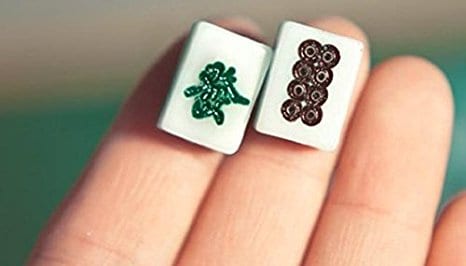 mini-mahjong-tile-yubi